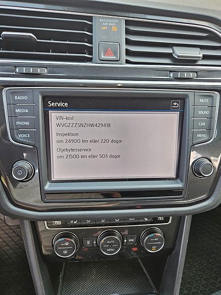 Volkswagen Tiguan 22 of 26