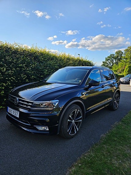 Volkswagen Tiguan 2 of 26