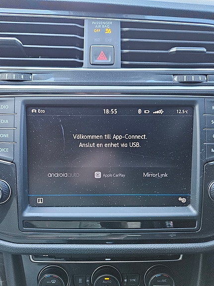 Volkswagen Tiguan 21 of 26