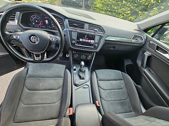 Volkswagen Tiguan 15 of 26