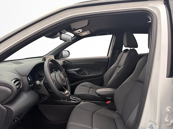Toyota Yaris Cross 12 of 30