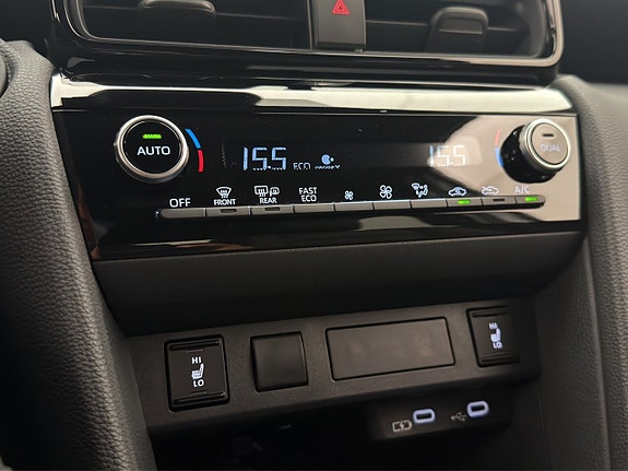 Toyota Yaris Cross 24 of 30