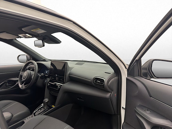 Toyota Yaris Cross 16 of 30