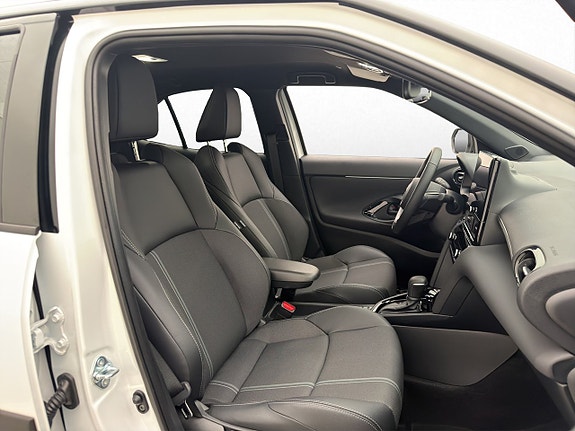 Toyota Yaris Cross 15 of 30