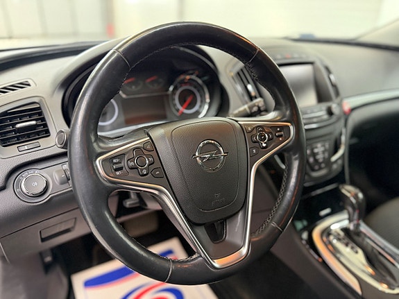 Opel Insignia 8 of 30