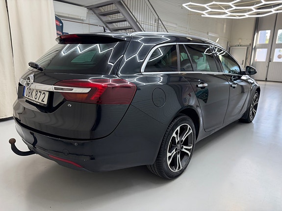 Opel Insignia 4 of 5