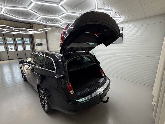Opel Insignia 16 of 30