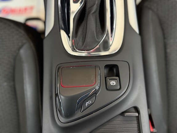 Opel Insignia 28 of 30