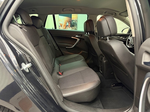 Opel Insignia 17 of 30