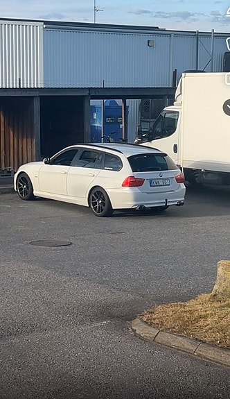 BMW 318d 5 of 5