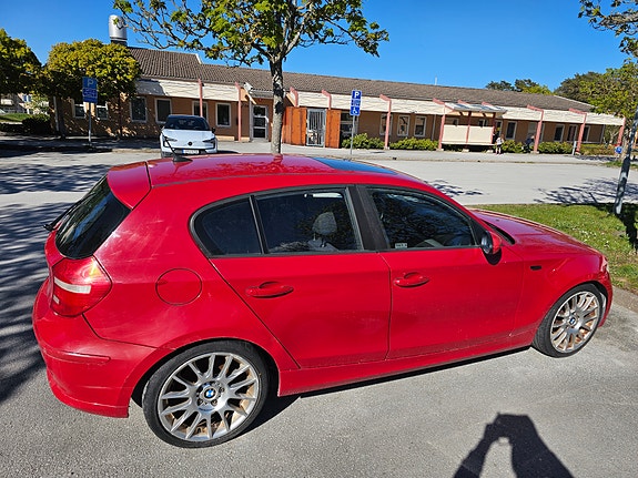 BMW 118i 6 of 11