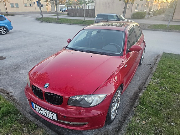 BMW 118i 5 of 5