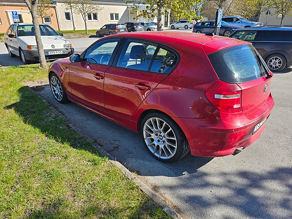 BMW 118i 10 of 11