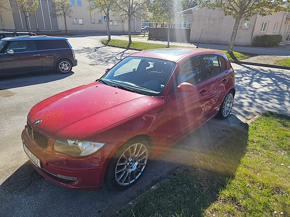 BMW 118i 7 of 11