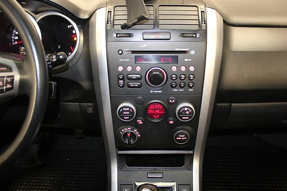 Suzuki Grand Vitara 15 of 18