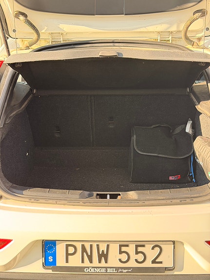 Volvo V40 15 of 24