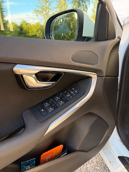 Volvo V40 17 of 24