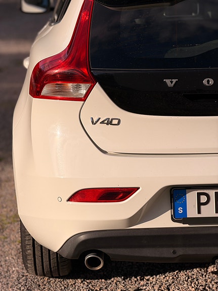 Volvo V40 23 of 24
