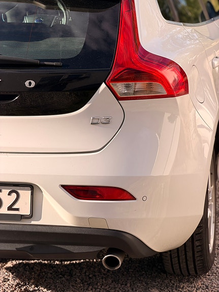 Volvo V40 24 of 24
