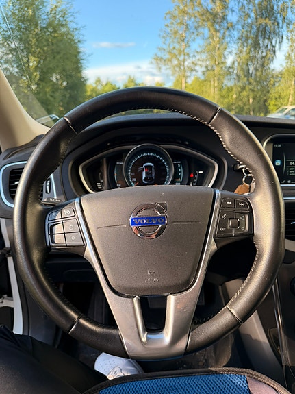 Volvo V40 18 of 24