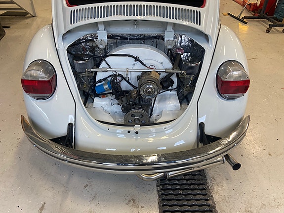 Volkswagen 1303 4 of 5