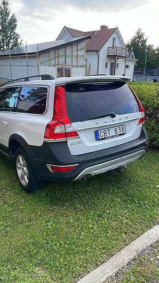Volvo XC70 4 of 5