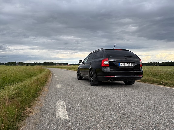 Skoda Octavia 5 of 8