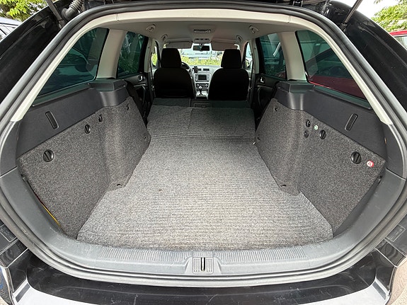 Skoda Octavia 8 of 8