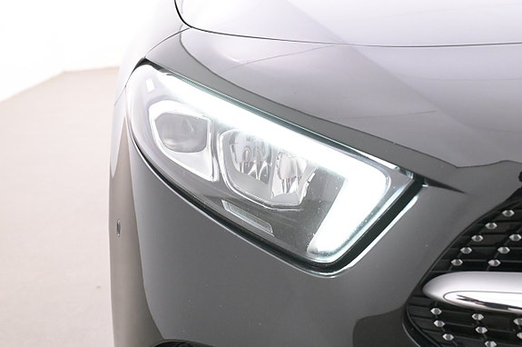 Mercedes-Benz A250 e 25 of 27