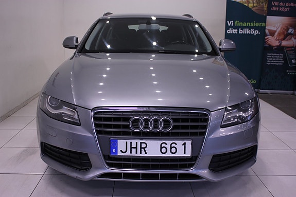 Audi A4 5 of 28