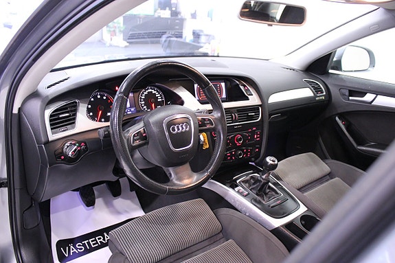 Audi A4 12 of 28