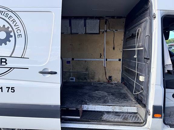 Volkswagen Crafter 35 12 of 20