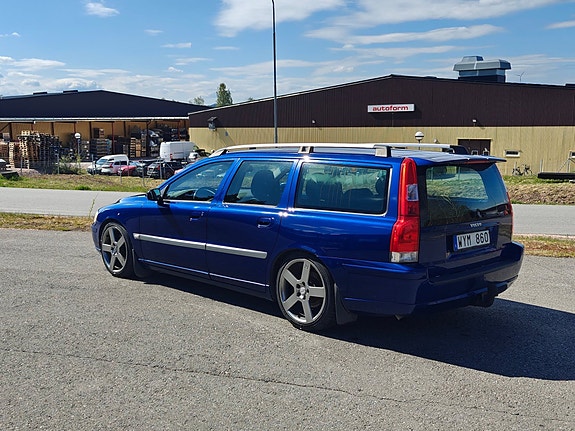 Volvo V70 4 of 4