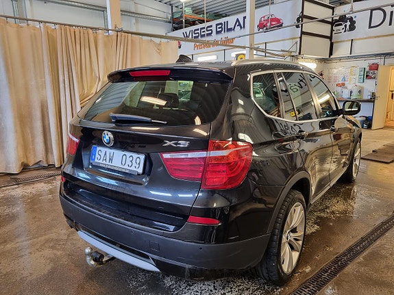 BMW X3 11 of 17