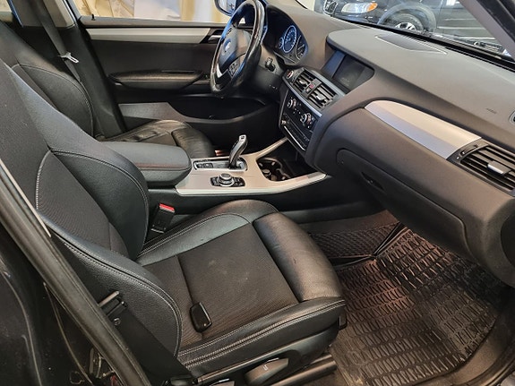 BMW X3 16 of 17