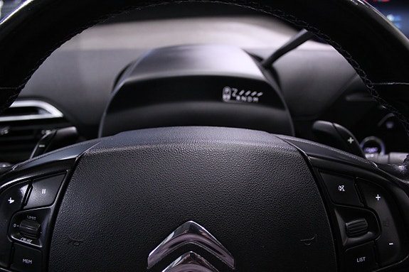 Citroen Grand C4 Picasso 23 of 29