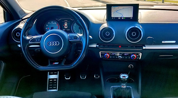 Audi S3 5 of 7