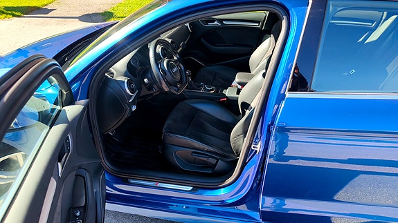 Audi S3 4 of 7
