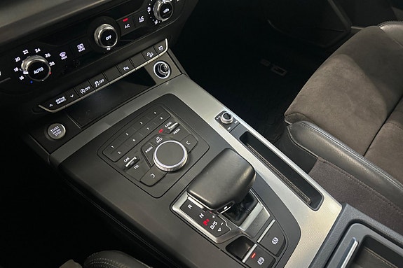 Audi Q5 21 of 23