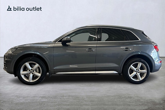 Audi Q5 9 of 23