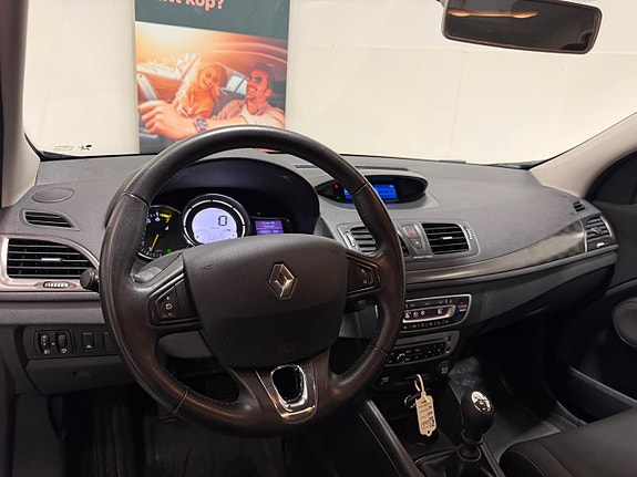 Renault Megane 17 of 17