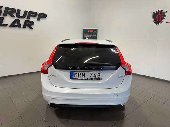Volvo V60 8 of 18