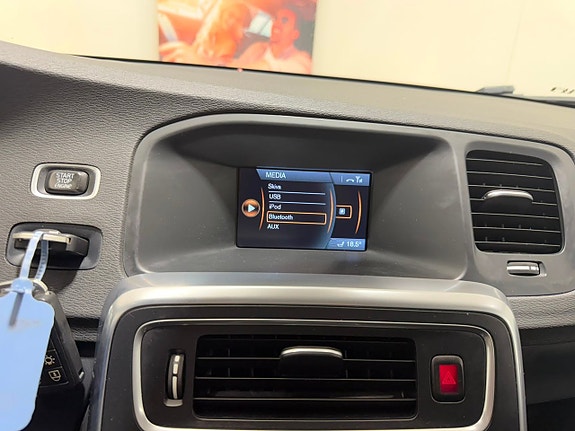 Volvo V60 17 of 18