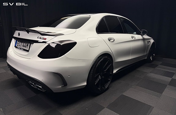 Mercedes-Benz AMG GT Black Series 8 of 30