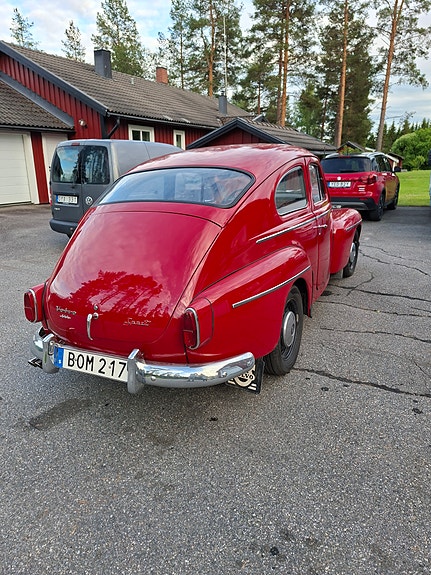 Volvo PV 2 of 4