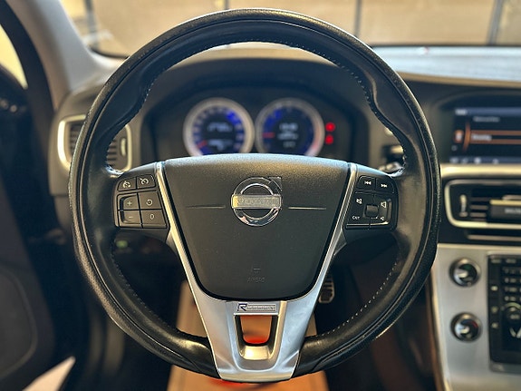 Volvo V60 16 of 22