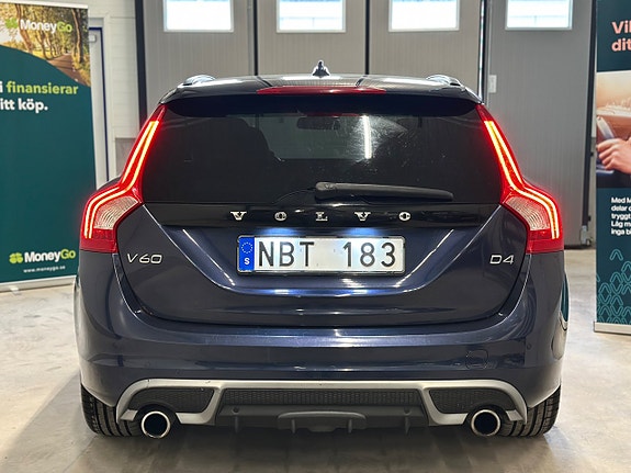 Volvo V60 7 of 22