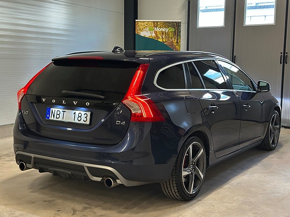 Volvo V60 6 of 22