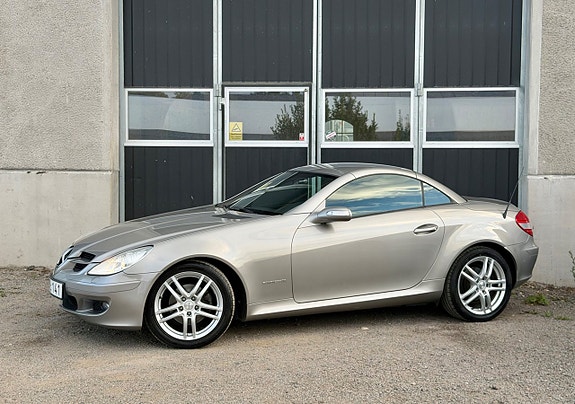 Mercedes-Benz SLK200 5 of 5