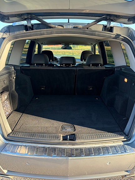 Mercedes-Benz GLK220 9 of 10